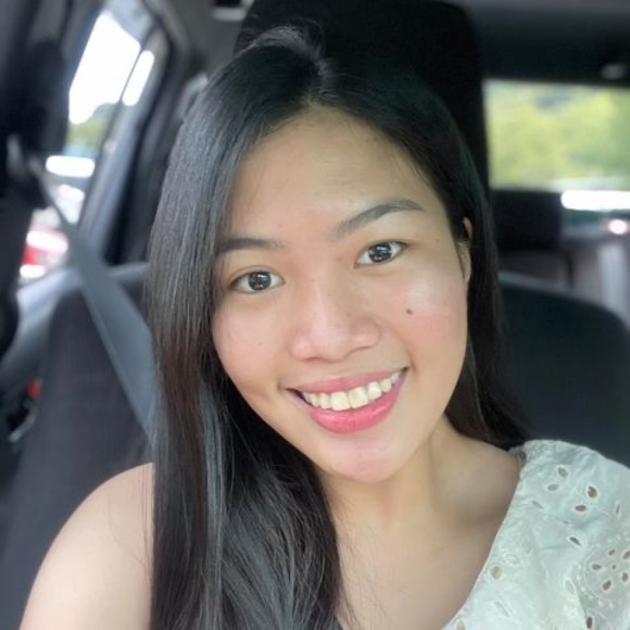 Profile Picture of Harvey dienne Quiambao (@hquiambao) on Poshmark