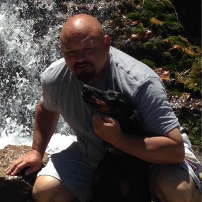 Profile Picture of Barry Ward (@itchnov) on Twitter