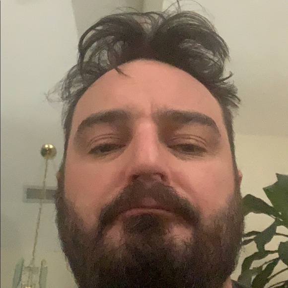 Profile Picture of Chris Pollard (@ozziechris) on Poshmark