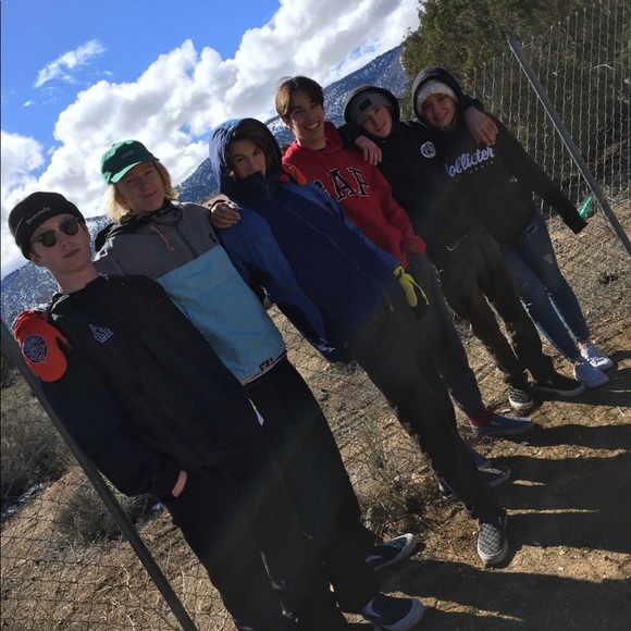 Profile Picture of Tyler Cannizzaro (@tylercannizzaro) on Poshmark