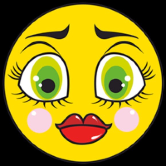 Profile Picture of Shuli Slowik (@shulinka) on Poshmark