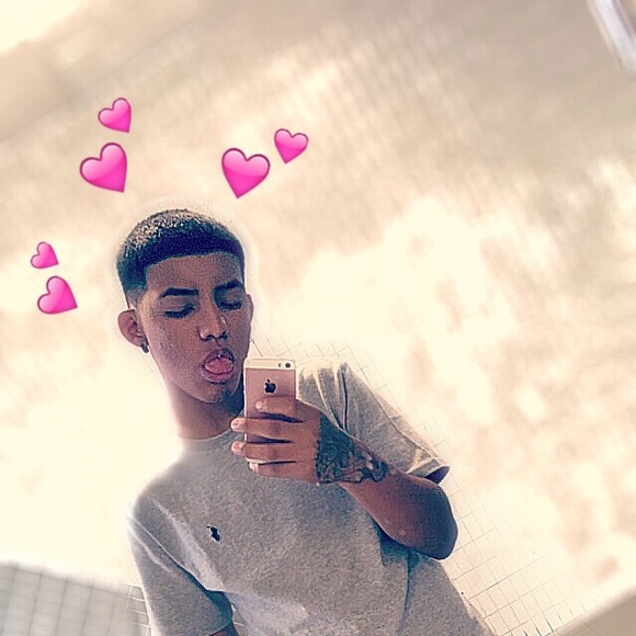 Profile Picture of Bryan Dias (@kermit36) on Poshmark