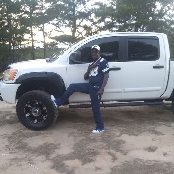 Profile Picture of Nathaniel Warren (@randywarren92) on Poshmark