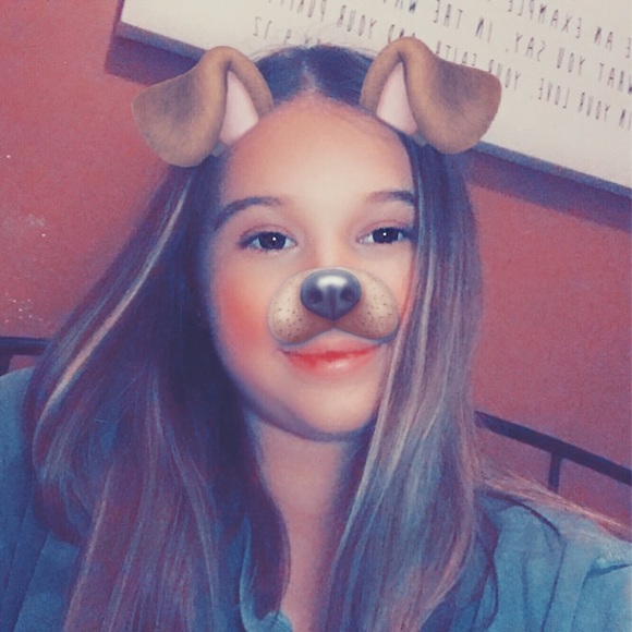 Profile Picture of Kayla Sprowls (@kaylasprowls) on Poshmark