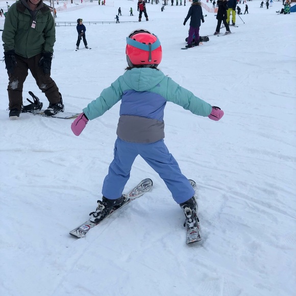 Profile Picture of Ginny Saloom (@vsaloom) on Poshmark