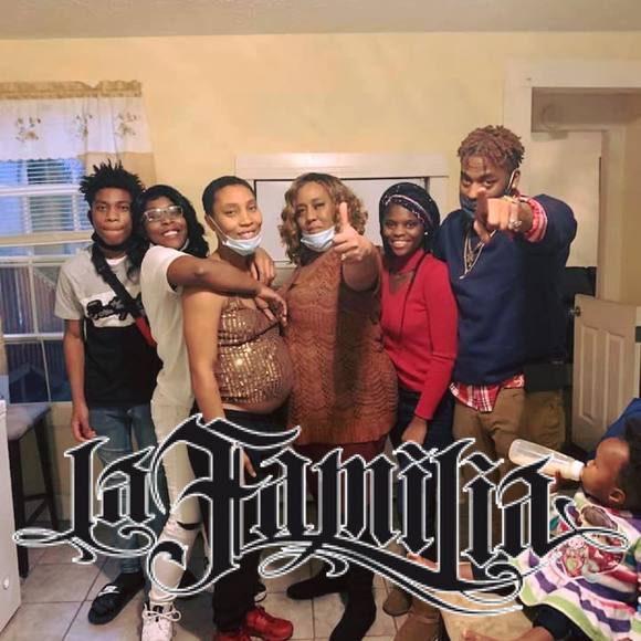 Profile Picture of Tony Robertson (@tonyrobertson) on Poshmark