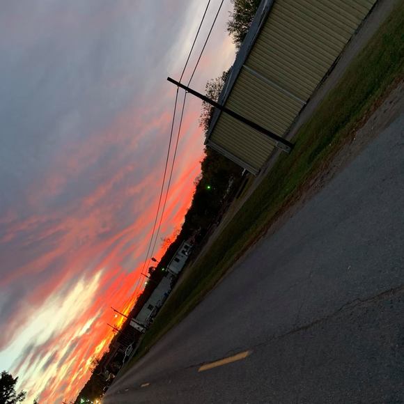 Kyle Irvin - Poshmark Profile Picture of Kyle Irvin (@k_udhdjd) on Poshmark