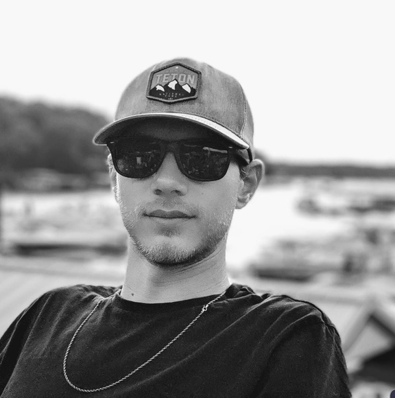 Profile Picture of Isaiah Powers (@isaiahpow500) on Poshmark