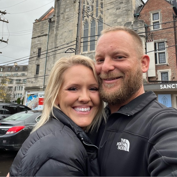 Profile Picture of Blair Connin (@blairconnin) on Poshmark