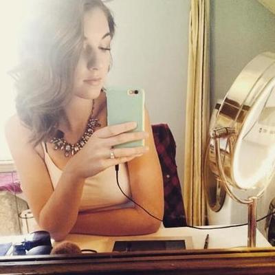 Profile Picture of It's Carson Elaine (@ItsCarsonElaine) on Twitter