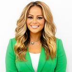Profile Picture of Janice James | Luxury Real Estate Agent (@realestateagentjanjan) on Instagram