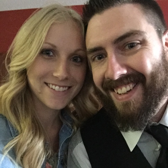 Profile Picture of Julie Saganski (@jmsaganski) on Poshmark