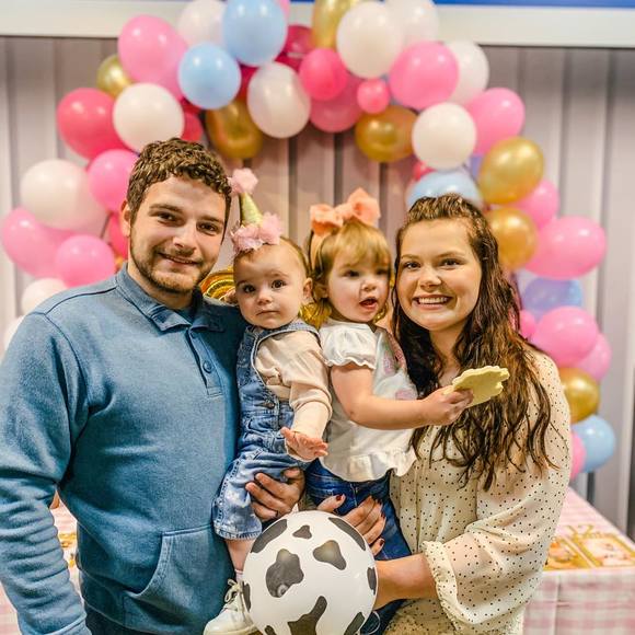 Profile Picture of Chloe Pedigo (@chloeisrael1) on Poshmark