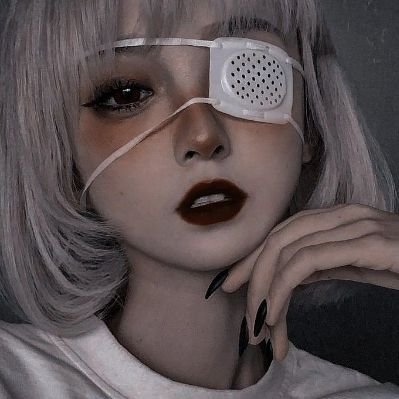Profile Picture of Lin Ray (@liiinray) on Twitter