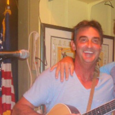 Profile Picture of Gregory Roche (@GrocheNOW) on Twitter