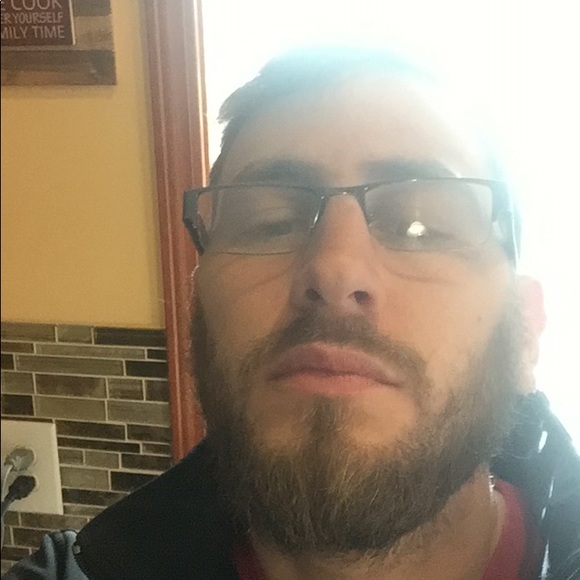 Profile Picture of Derek Jackson (@dj2185) on Poshmark