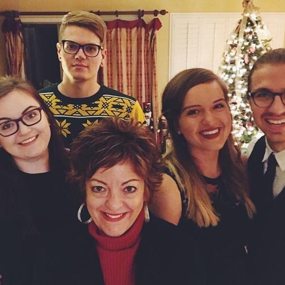 Profile Picture of Cindy Augustson (@junebugg614) on Poshmark