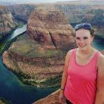 Profile Picture of Lindy Stephens (@ontopofmountains_beneathstars) on Instagram