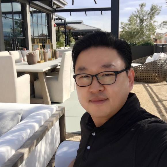 Profile Picture of Francis Lee (@franlee35) on Poshmark