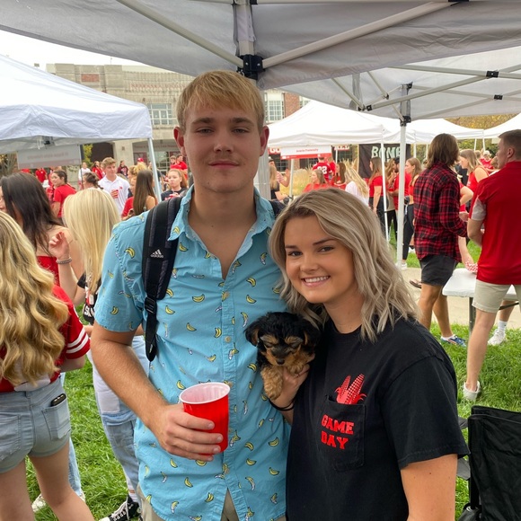 Profile Picture of Takaylynn Hergott (@tk_hergott) on Poshmark