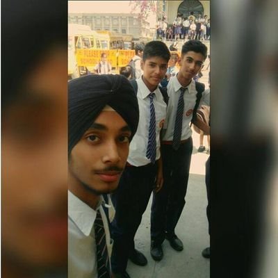 Profile Picture of Hargun Singh (@Hargunsingh22) on Twitter