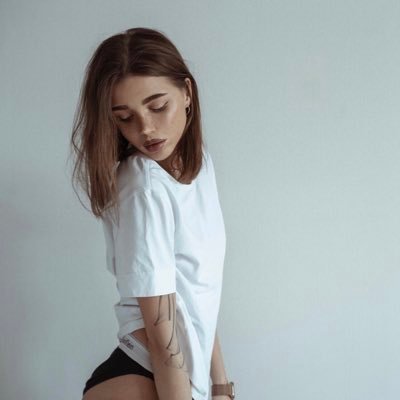 Profile Picture of Mel (@MelanieQuinn__) on Twitter