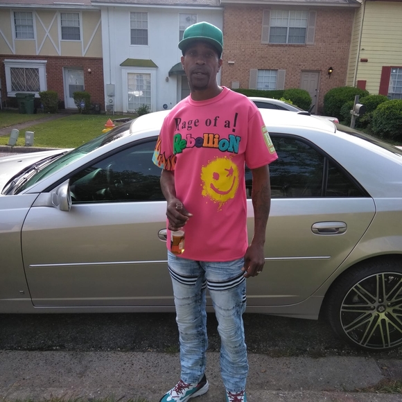 Profile Picture of Darrell Grimes (@darrellgrimes) on Poshmark