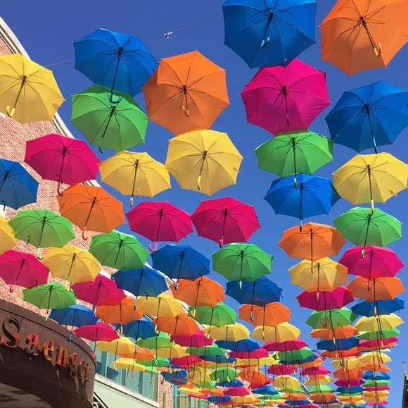 Profile Picture of Geniene Mitchell (@mgeniene) on Poshmark