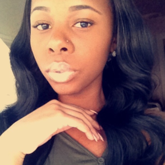 Profile Picture of Shabrya Pretlow (@khyrigirl) on Poshmark