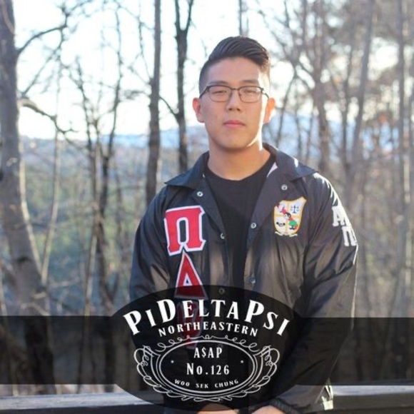 Profile Picture of Woo sek Chung (@woosekchung) on Poshmark