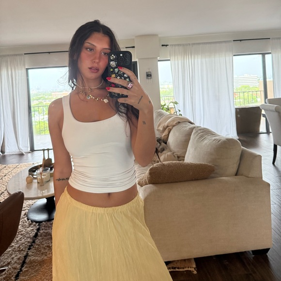 Profile Picture of Idi Mohtadi (@idimohtadi) on Poshmark