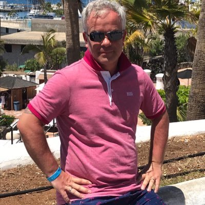 Profile Picture of Martin Peek (@MartinP10281898) on Twitter