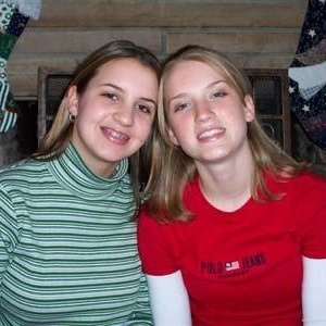 Profile Picture of Lillian Sampson (@twinspinlilyisin) on Myspace