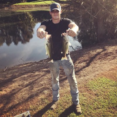 Profile Picture of Andrew (@AndrewSummers16) on Twitter