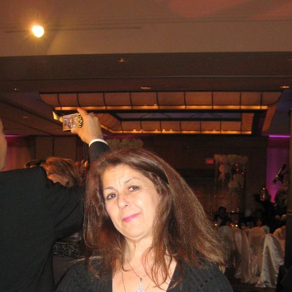 Profile Picture of Lena Rabizadeh (@lenarabizadeh) on Poshmark