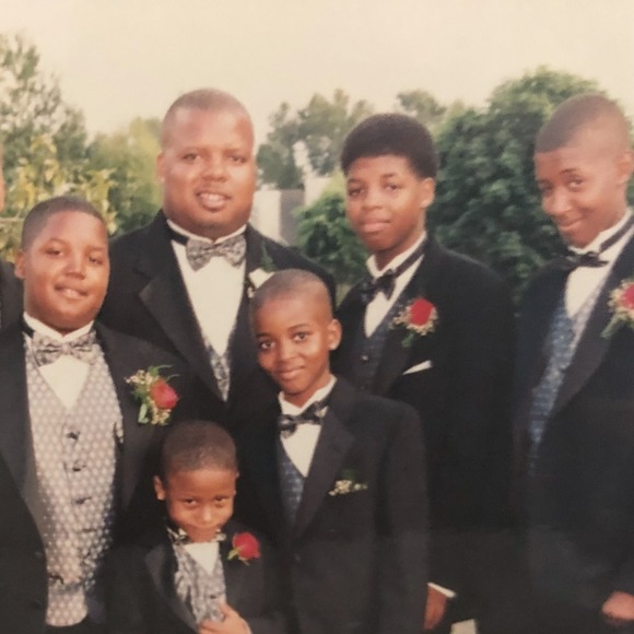 Profile Picture of James Cox (@jayceefresh) on Poshmark