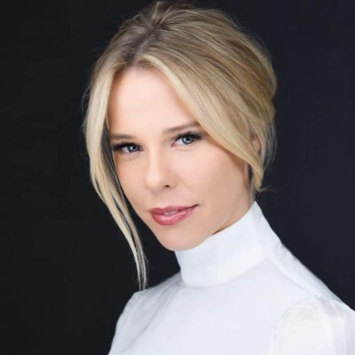 Profile Picture of Carly Kidd (@CarlyKaitlin) on Twitter