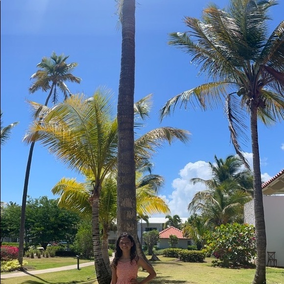 Profile Picture of Maddie Cataloni (@cmadeline_joyx) on Poshmark