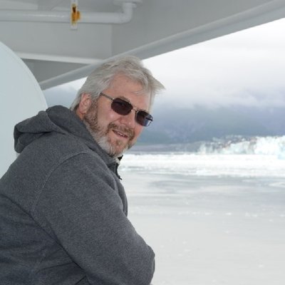 Profile Picture of Sandy Beach (@SurfaceCruiser) on Twitter