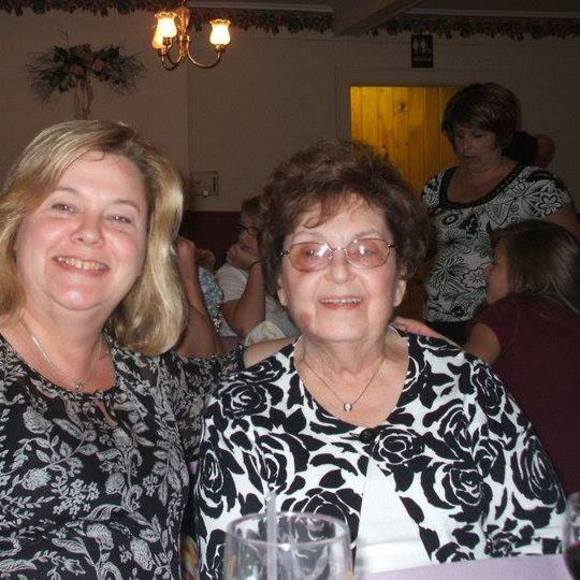 Profile Picture of Kathy Jurusik (@kathyj59) on Poshmark