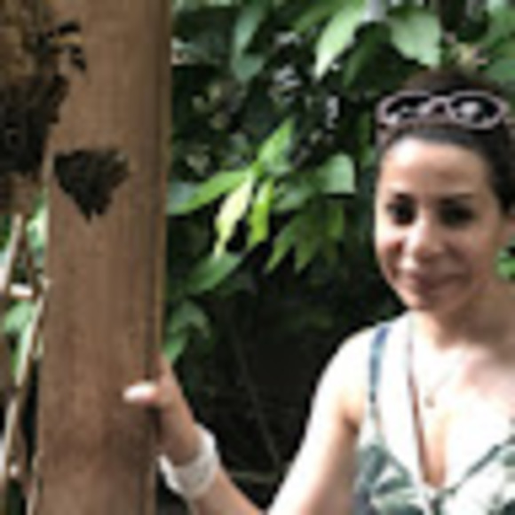 Profile Picture of Fernanda Ryan (@ryanmafr) on Poshmark