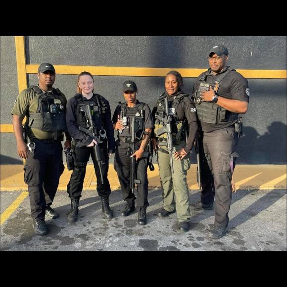 Profile Picture of Karla Garrett (@brenton14lee) on Poshmark