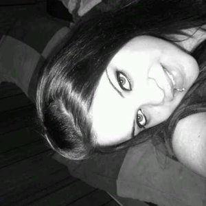 Profile Picture of Beth Claycomb (@sweetdreamz16) on Myspace