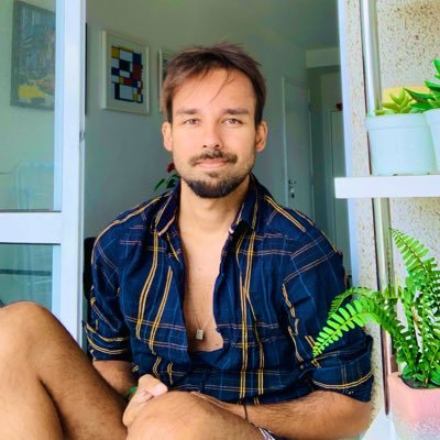 Profile Picture of Andrea Sachs Da Vida Real (@cachorroluno) on Twitter