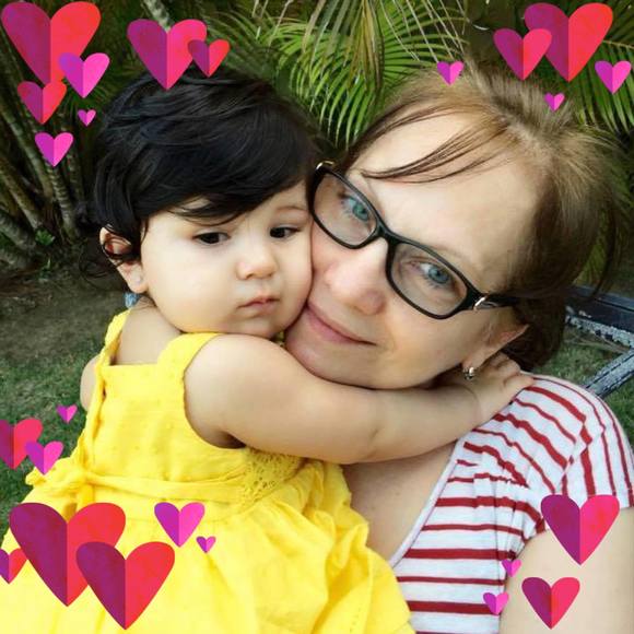 Profile Picture of Nieves Attiyeh (@nieves11) on Poshmark