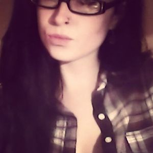 Profile Picture of Zoe Dickinson (@gothique_13) on Myspace