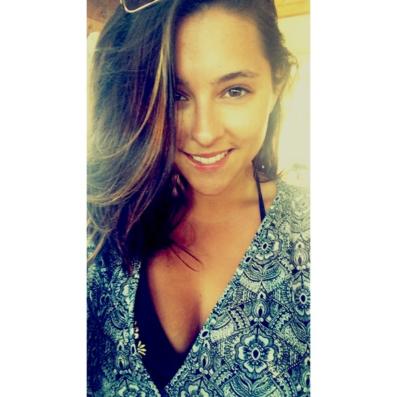 Profile Picture of Heather Vachon (@hvachon12) on Poshmark