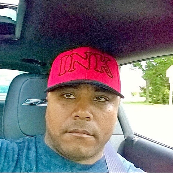 Profile Picture of Jay Stephens (@jaystephens195) on Poshmark