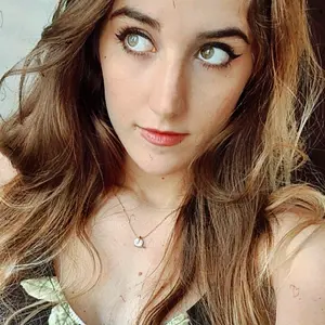 Profile Picture of Emily Evanoff (@emily.evanoff) on Tiktok
