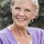 Profile Picture of Renée Ramsey (@yogasweets) on Instagram